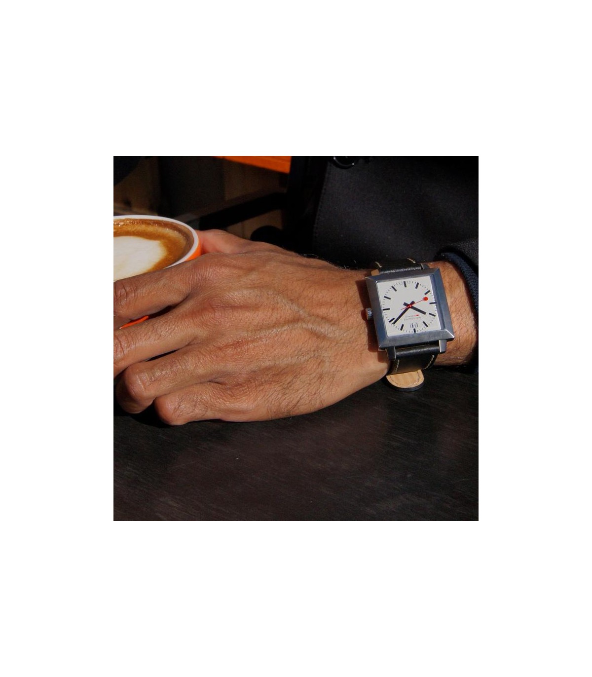 Mondaine square watch online