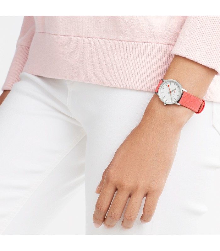 Mondaine Classic Corallo