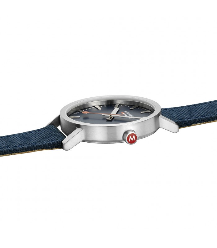 Mondaine Classic Blu