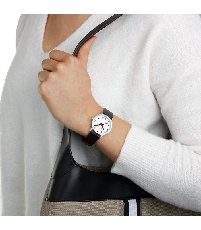 Mondaine Classic Lucido