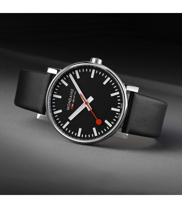 Mondaine Evo2 Big 43 mm