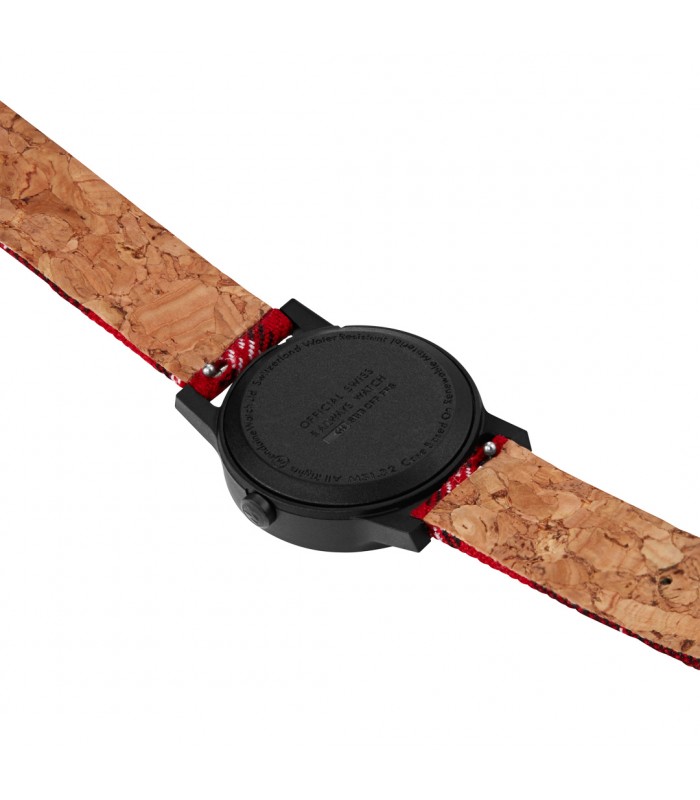 Mondaine Essence Black Scottish